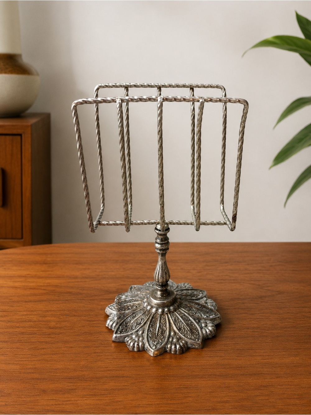 Vintage Columbia Products Silver Plate Toast Rack – Ornate Pedestal Holder